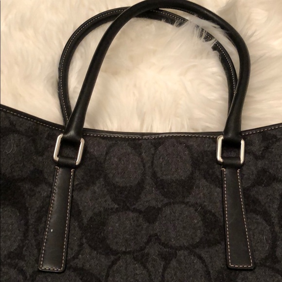 Coach purse - Picture 2 of 8